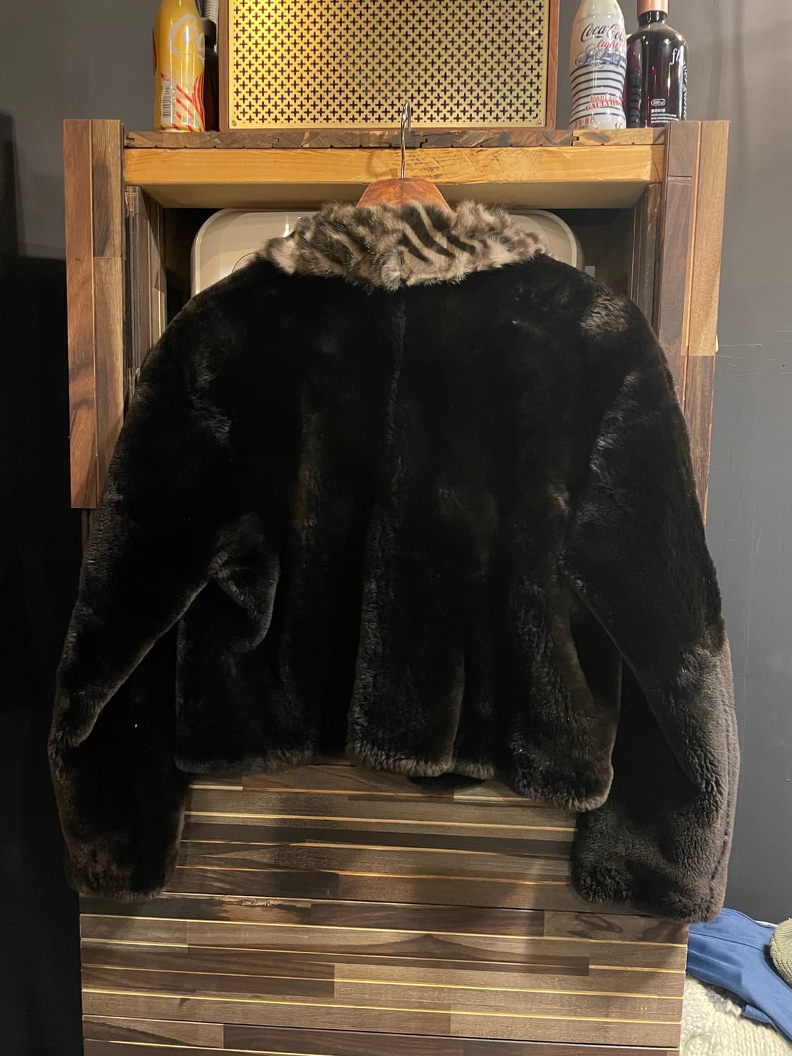 풀스킨 펄 밍크숄 크롭 자켓 상품이미지6