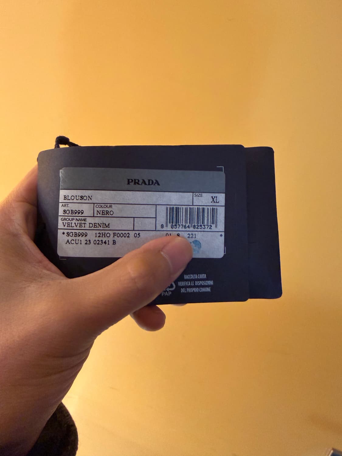 프라다 벨벳 자켓 XL 팝니다 상품이미지4
