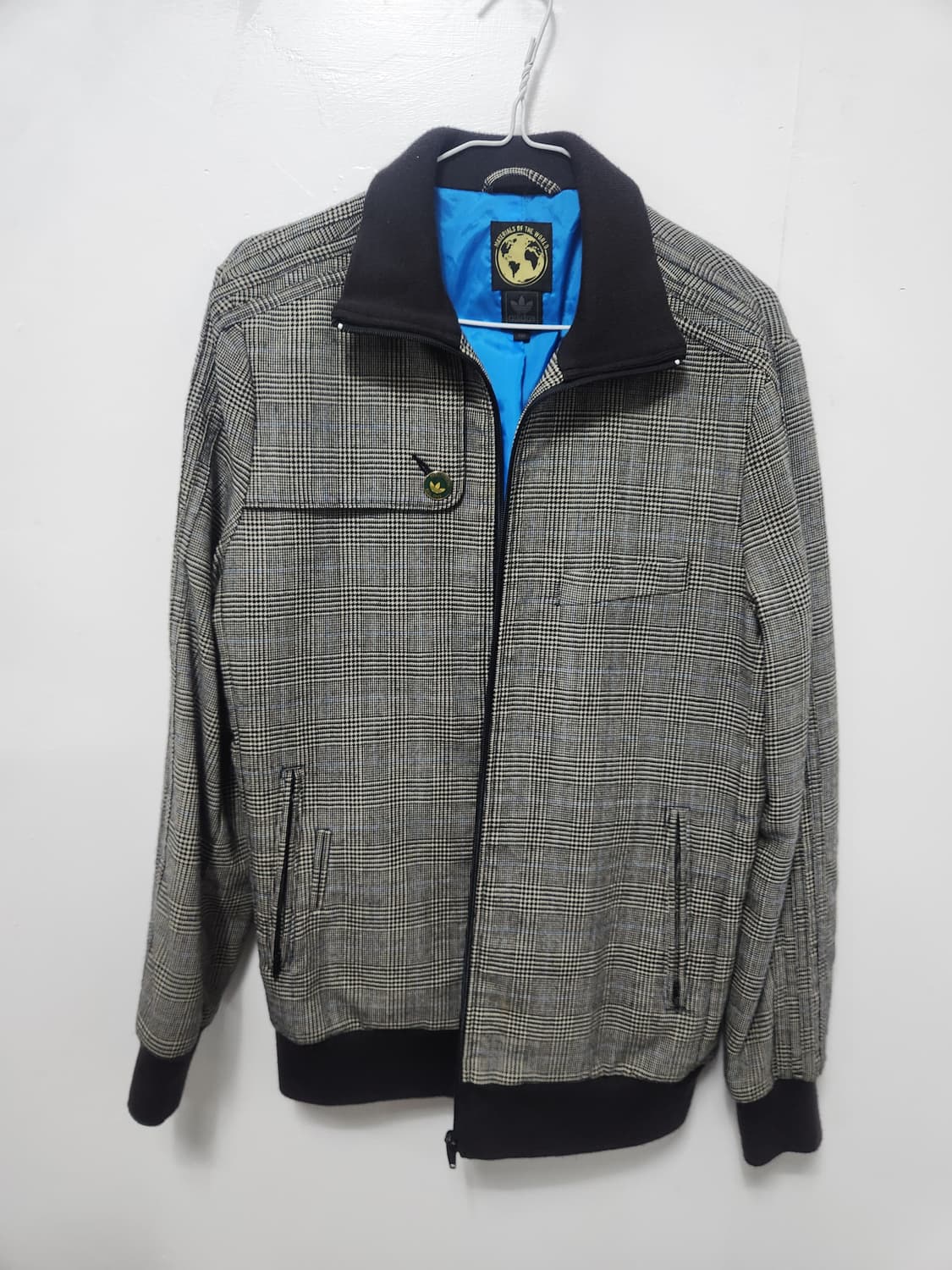 아디다스 체크 패턴 자켓 상품이미지1