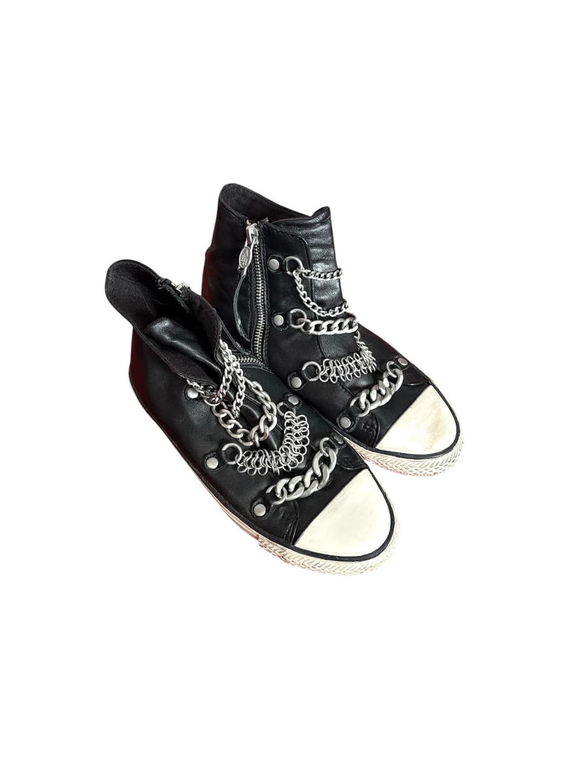 Limited Edition Chained Sneakers 상품이미지1