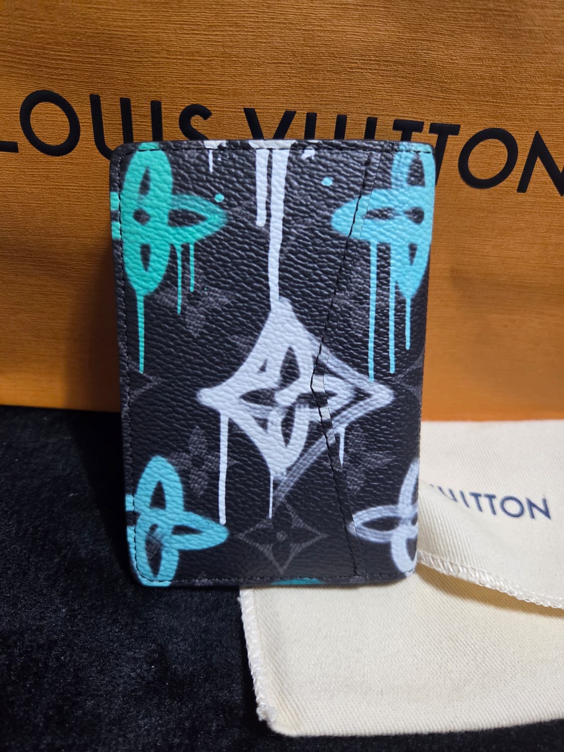 [정품/s+] 루이비통 오거나이저 그린 라이츠

(한정판) 상품이미지4