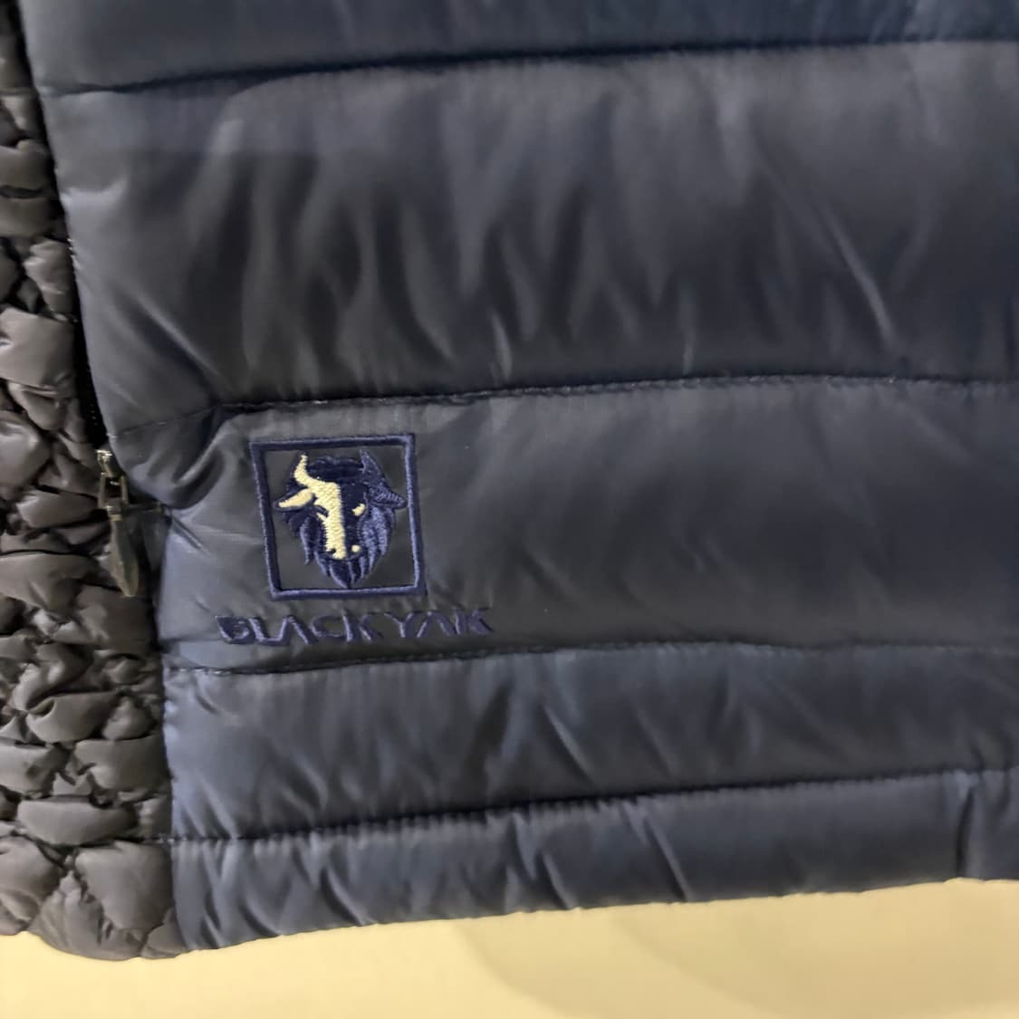 블랙야크 여성 구스다운 경량 패딩 95 상품이미지4
