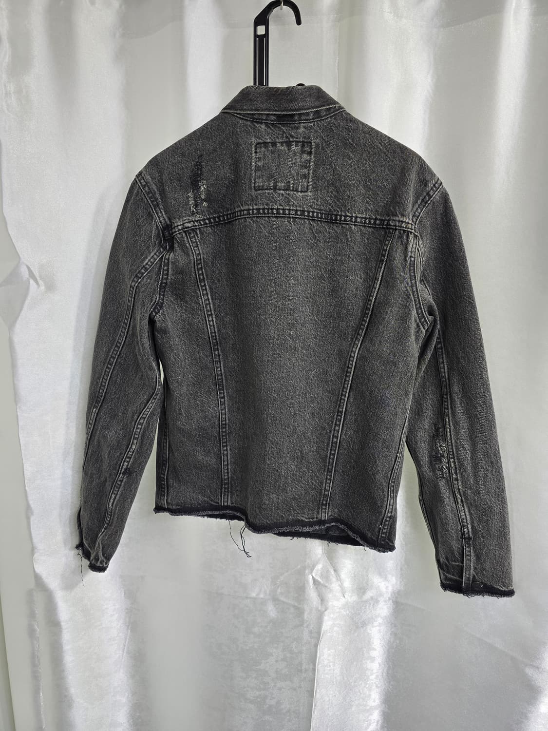 리바이스 블랙 데님 트러커 자켓 (1705) 상품이미지2