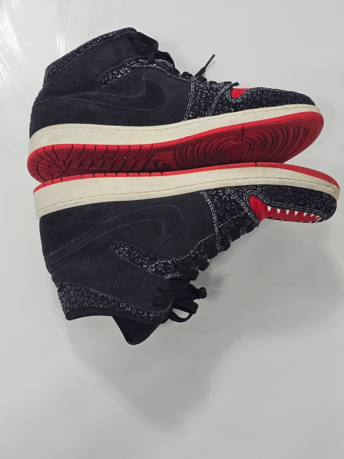 나이키 에어조던 1 미드 - 시엠프레 페밀리아 275 상품이미지4