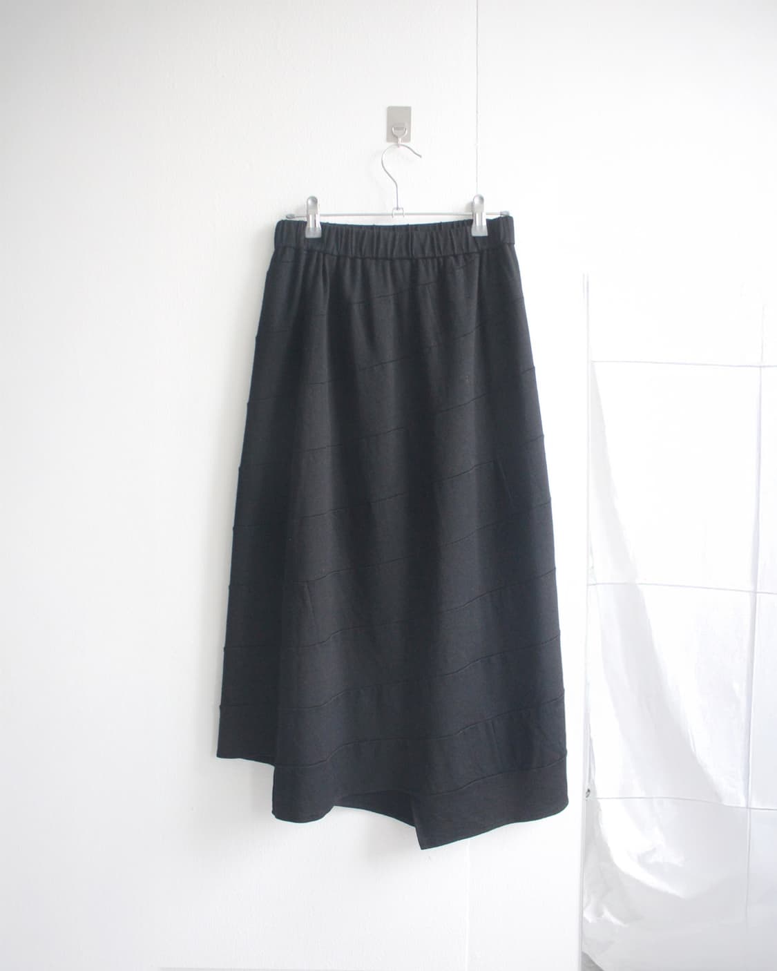 issey miyake oblique cut wool skirt 상품이미지1
