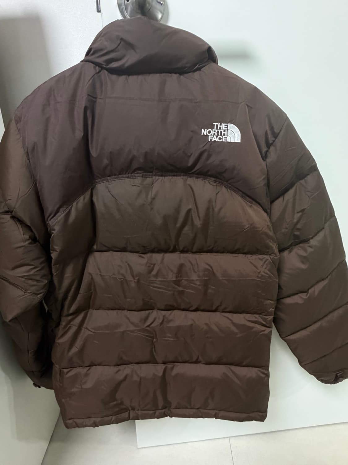 켄달제너 노스페이스 브라운 패딩  상품이미지2