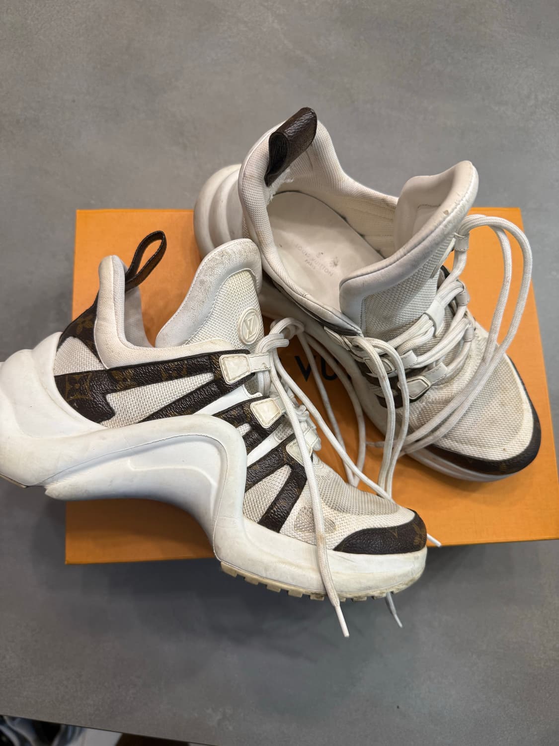 루이비통 신발 아치라이트 상품이미지1