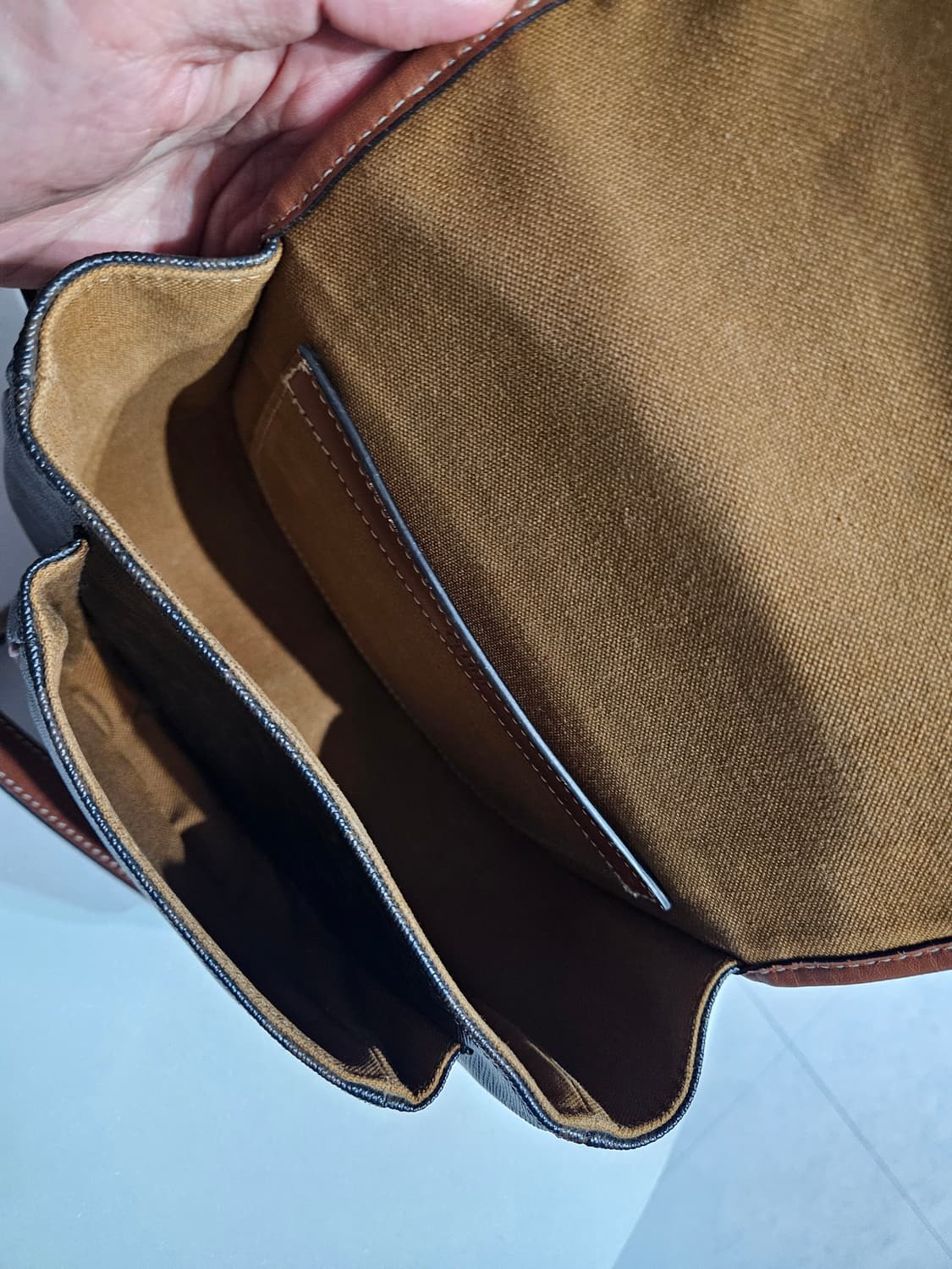 셀린느 폴코백 미디엄 상품이미지3