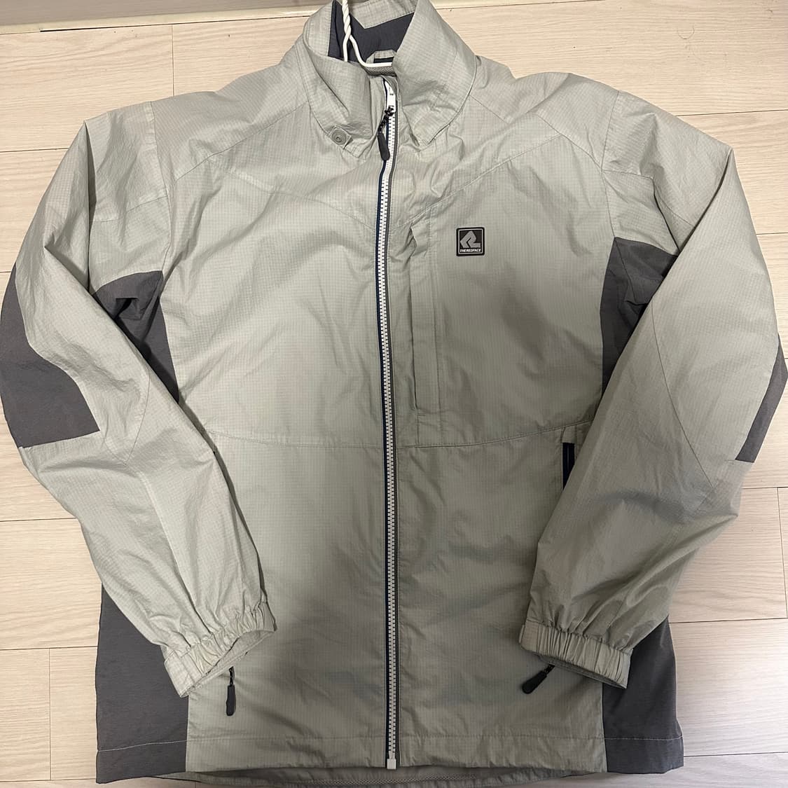 레드페이스 바람막이 상품이미지1