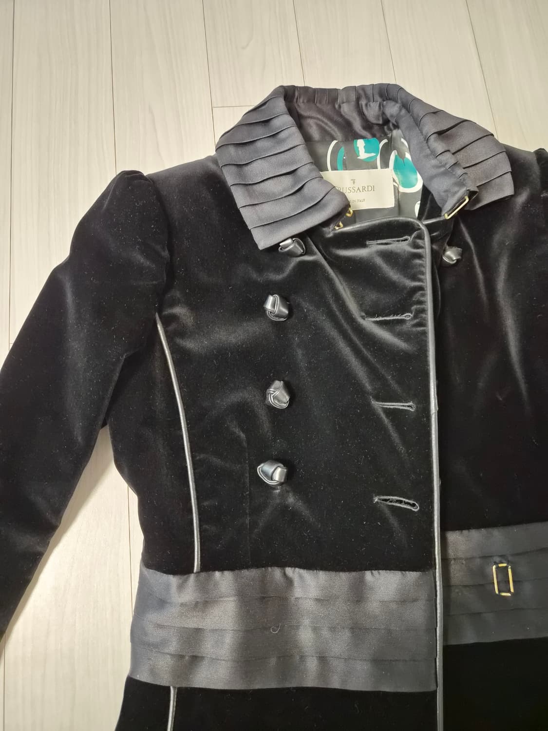 [명품] 트루사르디 이탈리아 메이드 벨벳 & 실크 코트 상품이미지2