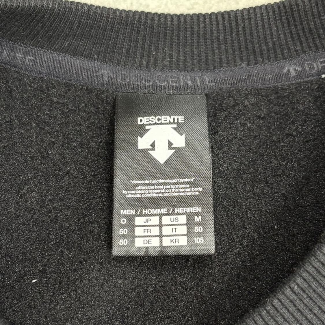 DESCENTE 블랙 기모 맨투맨 M 상품이미지4