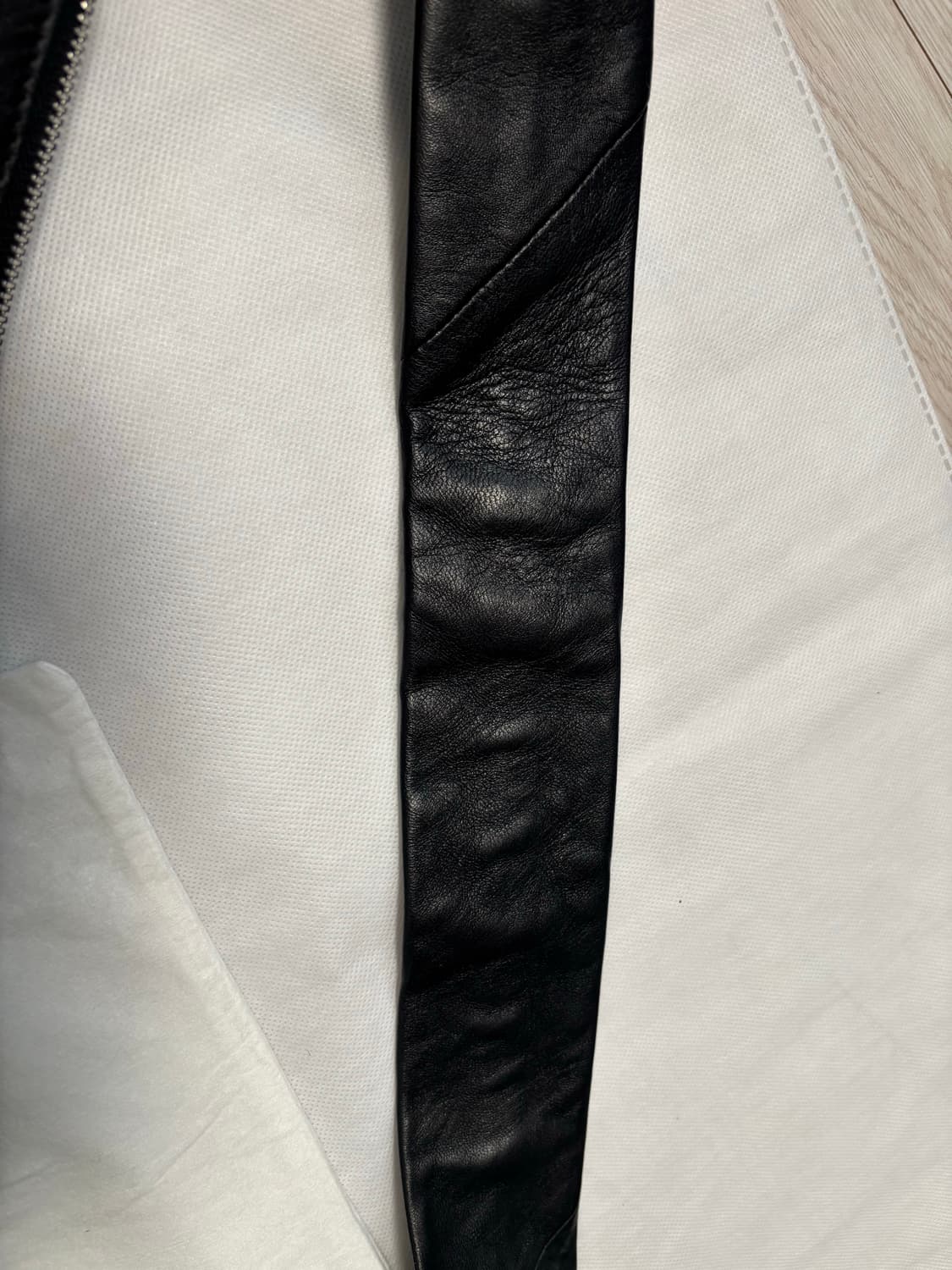 르메르 범백 라지 크루아상 백 블랙 나파 상품이미지10