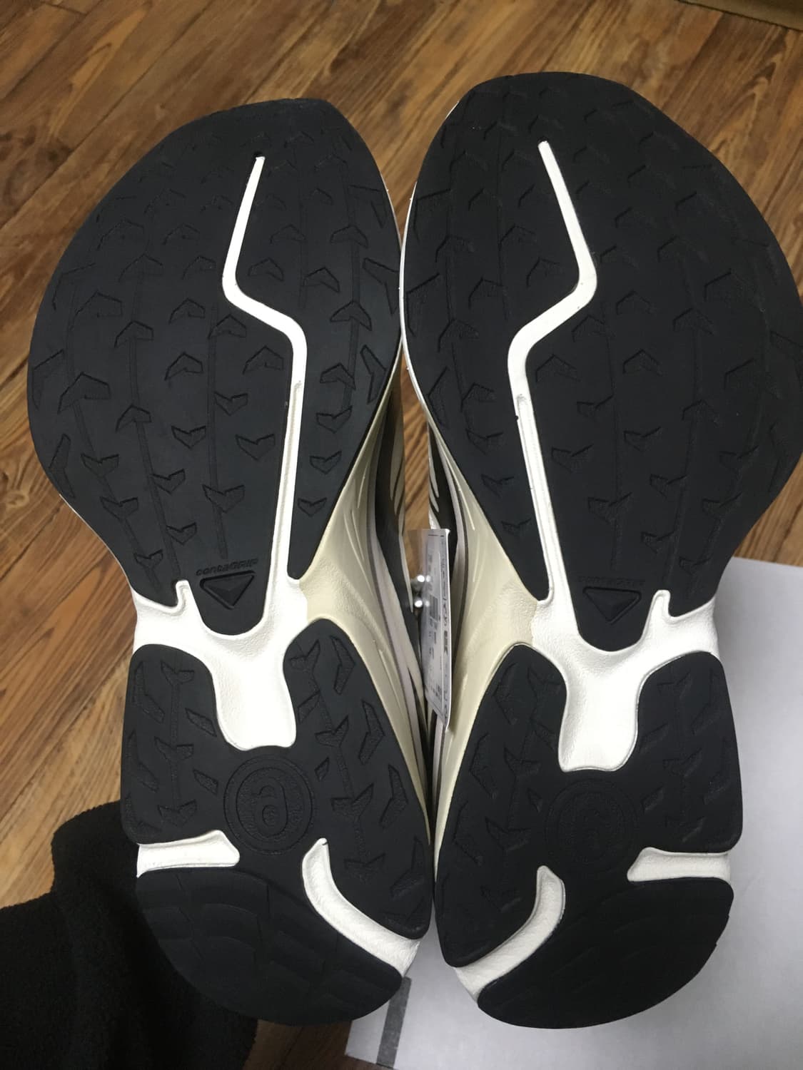 살로몬 MM6 XT 바닐라 아이스 블랙 판매합니다 상품이미지7