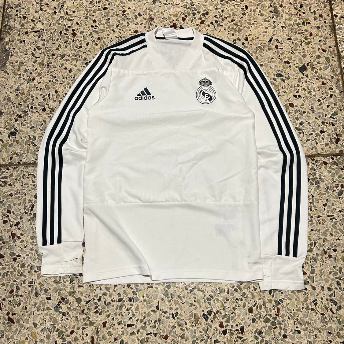 아디다스(ADIDAS) 레알마드리드 풋볼 트레이닝 트랙탑 상품이미지1