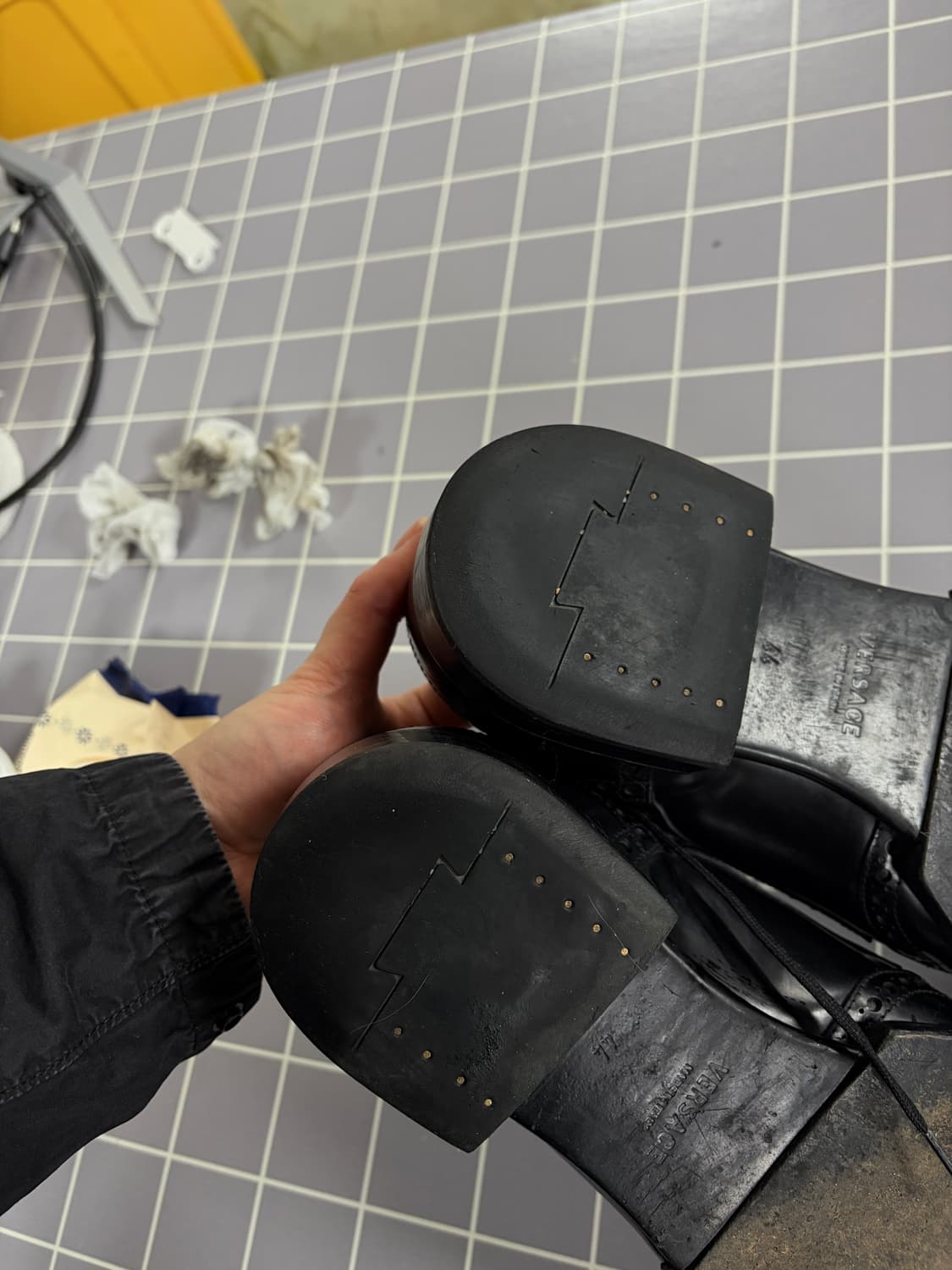 베르사체 남성 윙팁 더비 슈즈(미국매장 구매) 상품이미지4