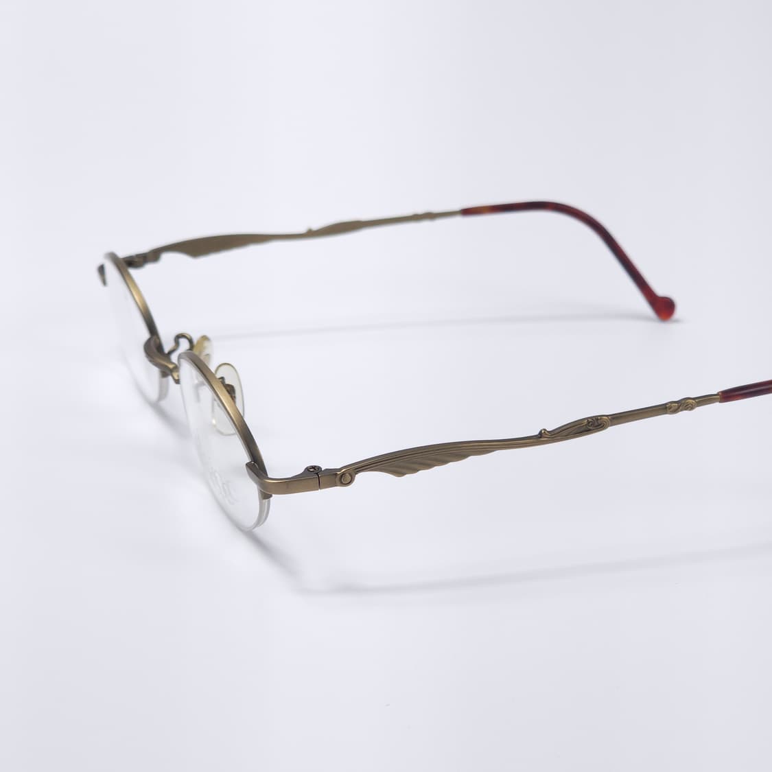 24K 도금 90년도 이태리 디자인 긱시크 오벌형 빈티지 반무테 안경 상품이미지1