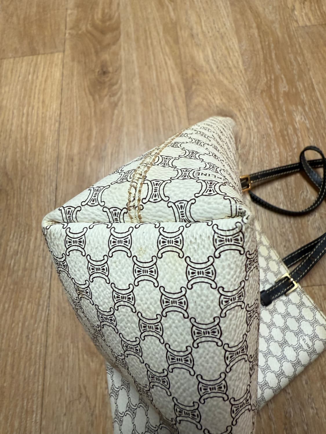 셀린느 트리오페 패턴 토트백 상품이미지7