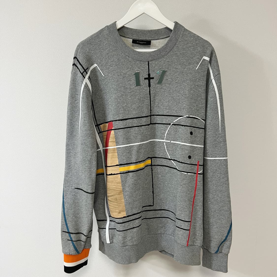 지방시 14AW 메탈 장식 기하학 맨투맨 그레이 상품이미지4