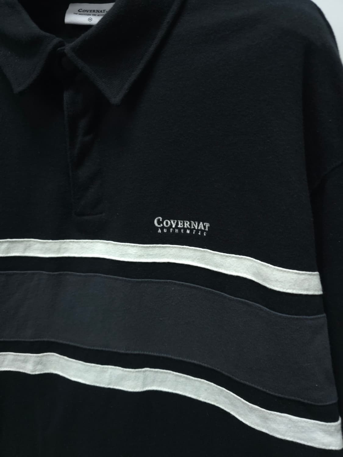 커버낫 스트라이프 배색 카라 맨투맨 (M사이즈) 상품이미지3