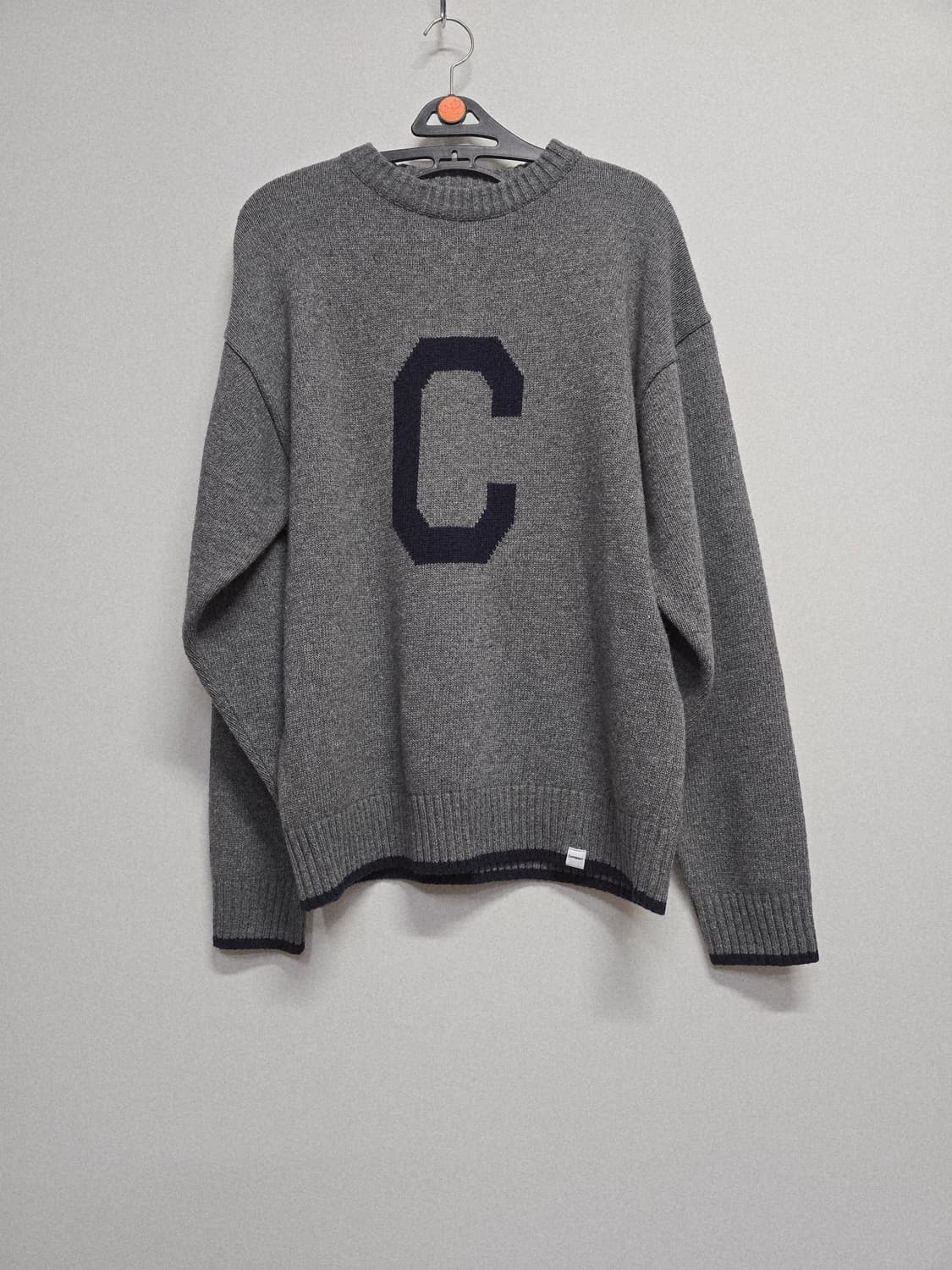 커버낫 레터링 니트 스웨터 그레이 상품이미지1