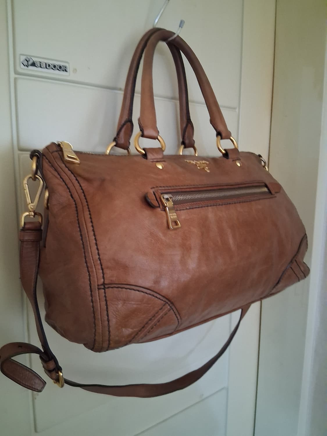 프라다비텔로모터숄더토트백(정품) 상품이미지3