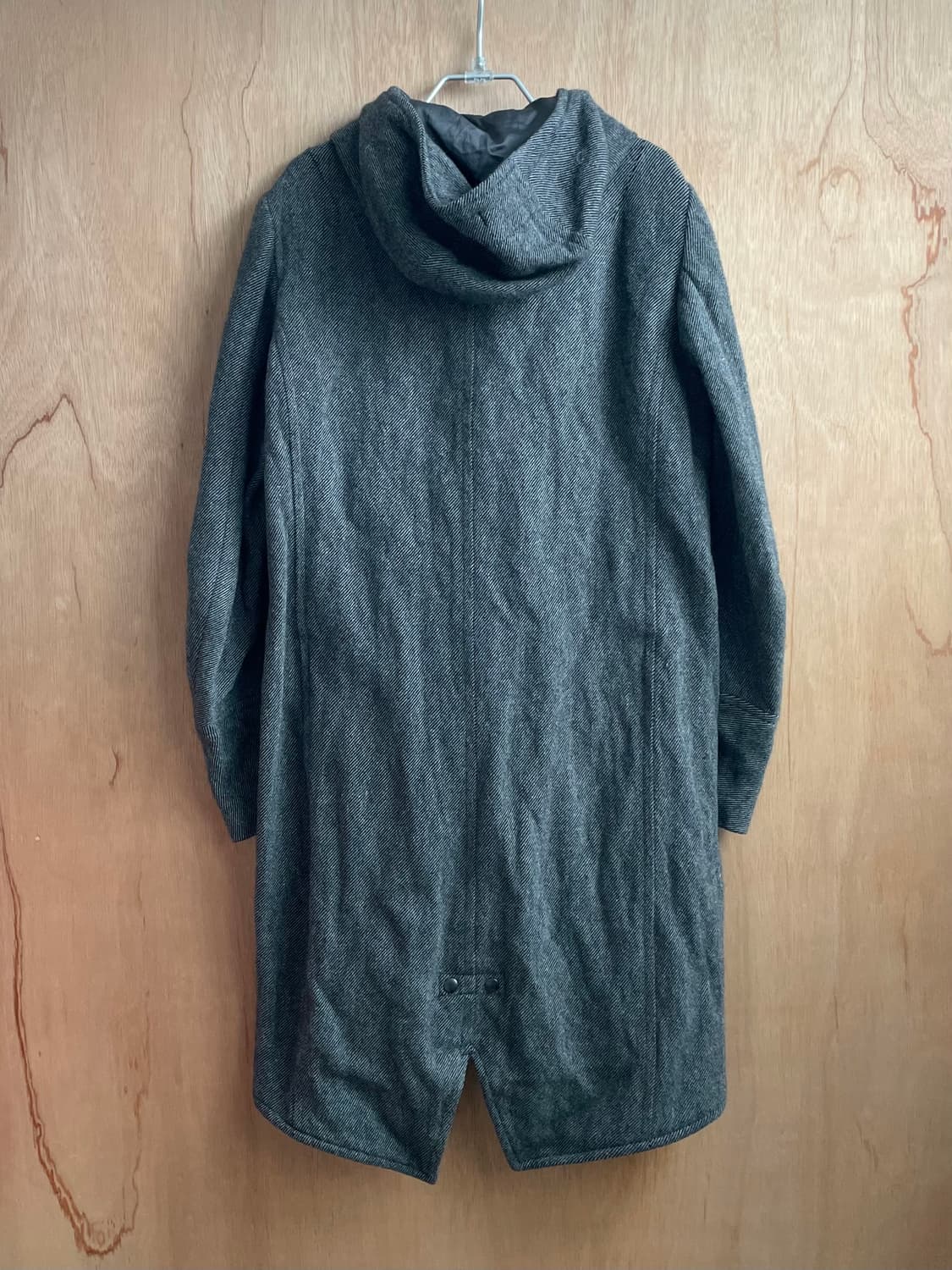 카즈유키쿠마가이 비대칭 하이넥 코트 상품이미지2