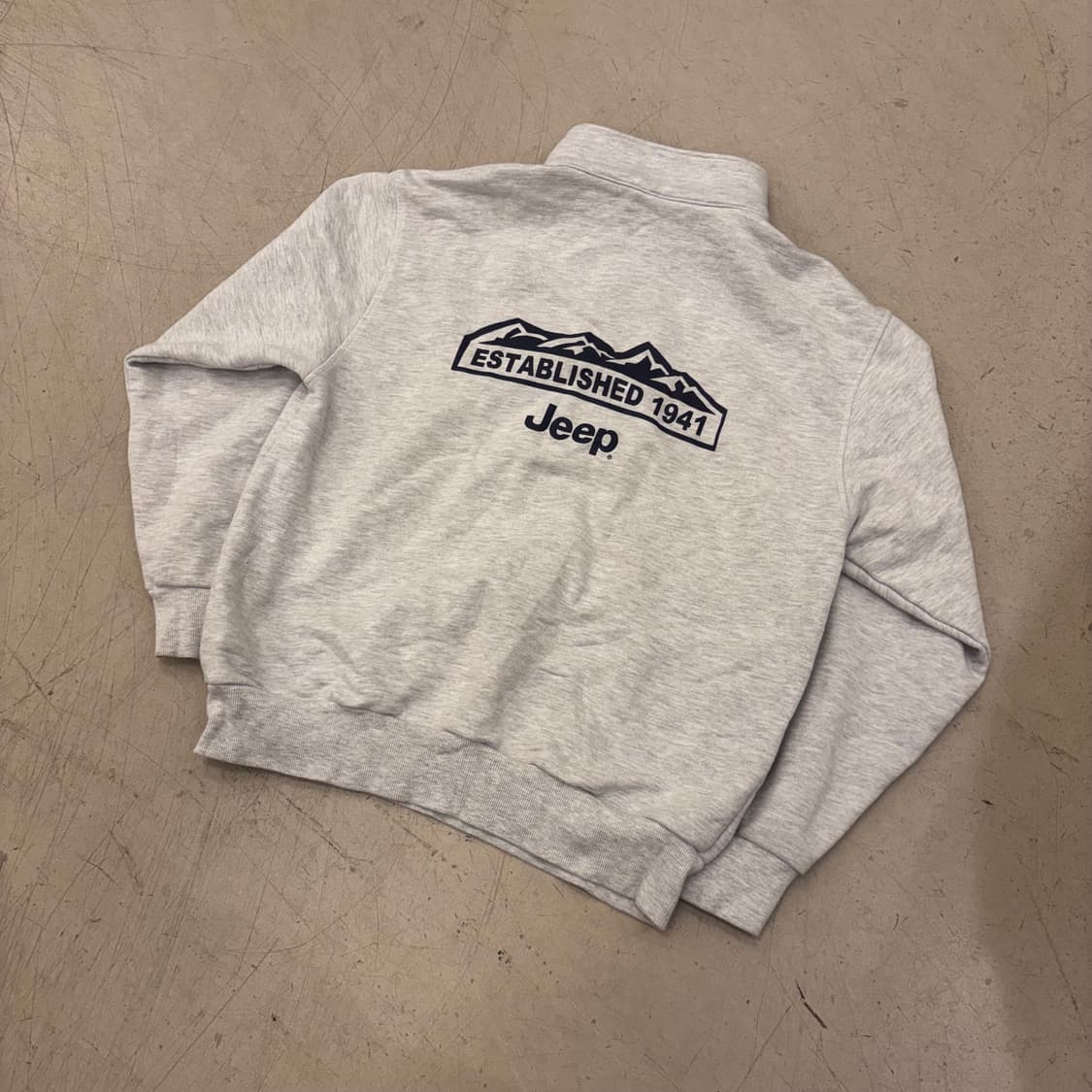 지프 빅로고 멜란지 그레이 반집업 맨투맨 상품이미지1