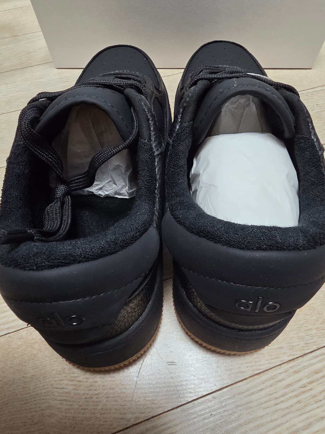 ALO 알로 리커버리 블랙 스니커즈 240사이즈 새상품 상품이미지3