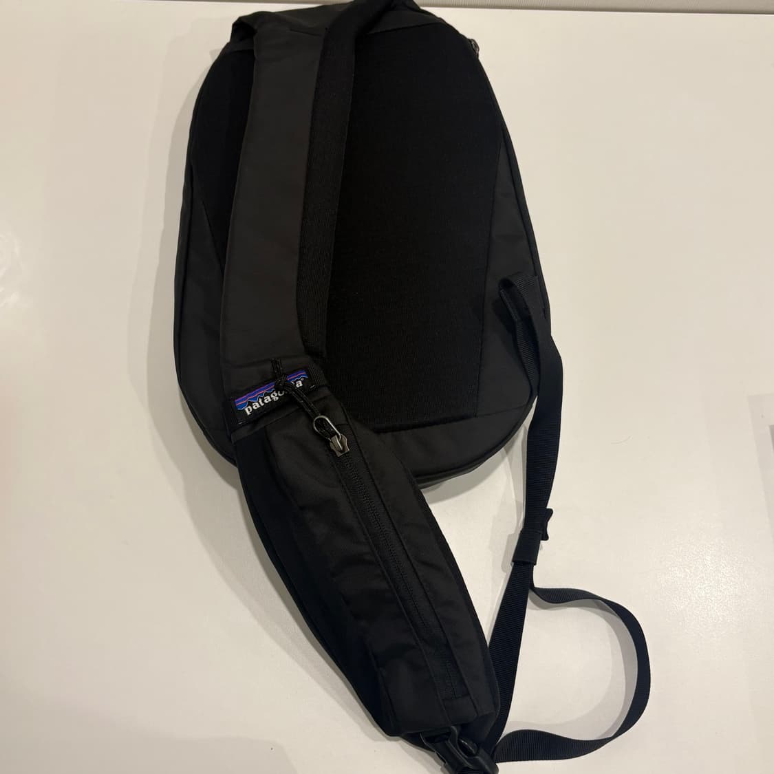 (새상품) 파타고니아 아톰 슬링백 8L 블랙  상품이미지2