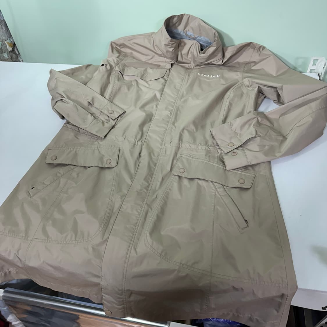 우먼L 몽벨 베이지 허리스트링 경량바막자켓 상품이미지3