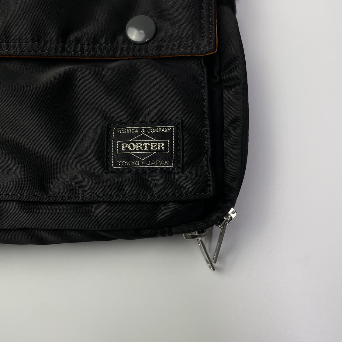 PORTER TANKER 요시다포터 탱커 숄더백 상품이미지2