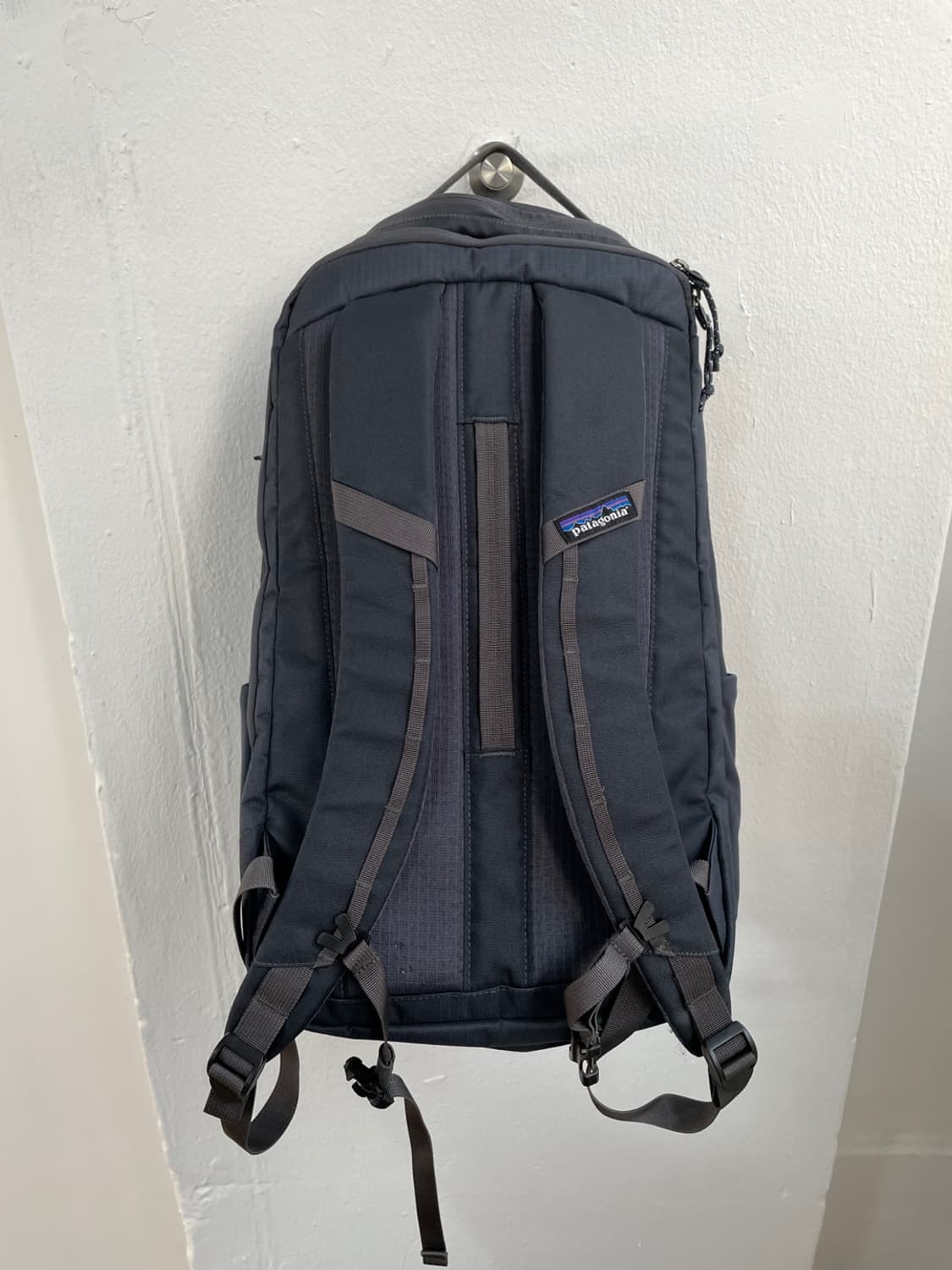파타고니아 블랙 홀 32L 백팩 상품이미지5