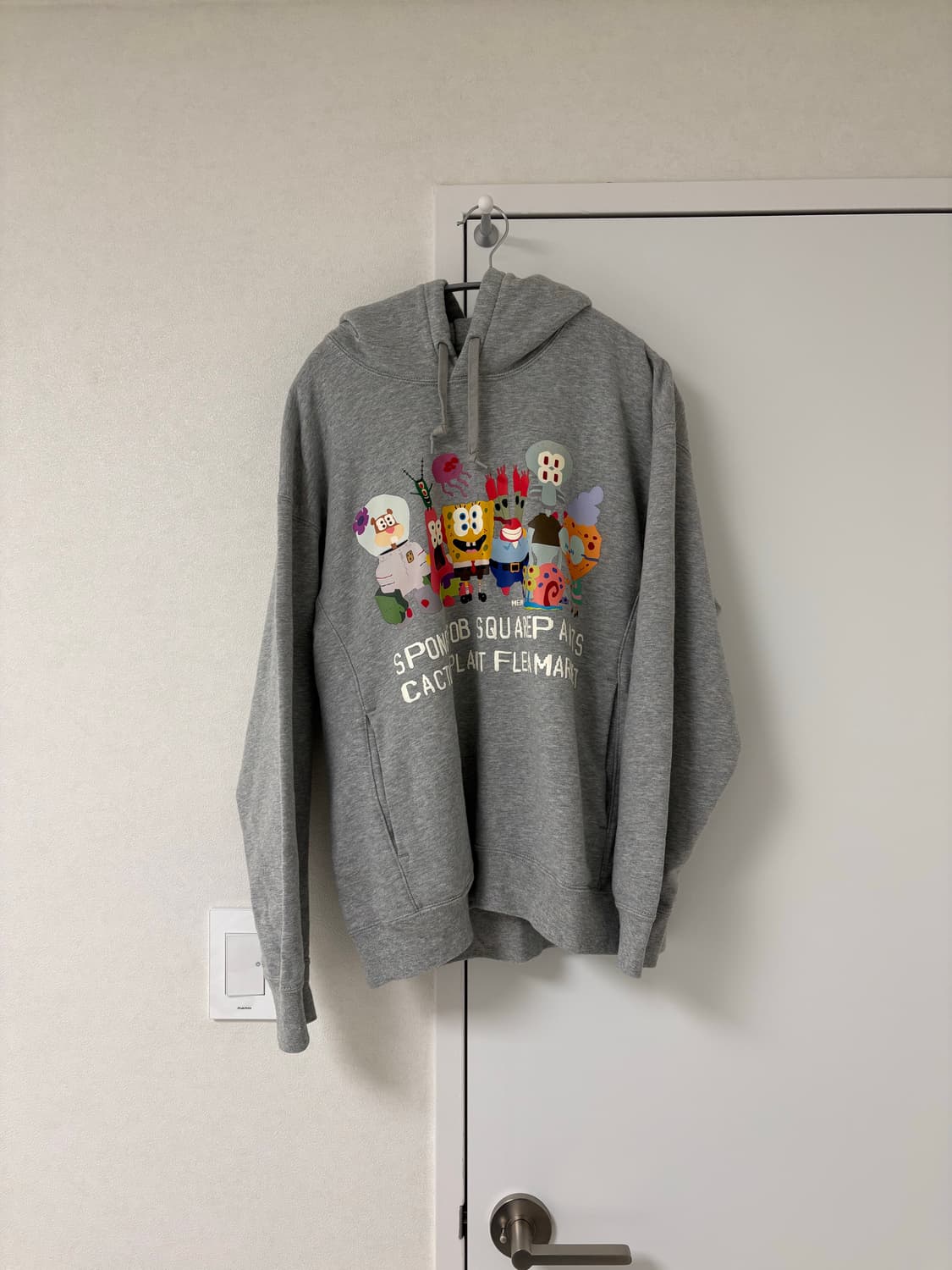 유니클로 cpfm 스펀지밥 후드 L 상품이미지1