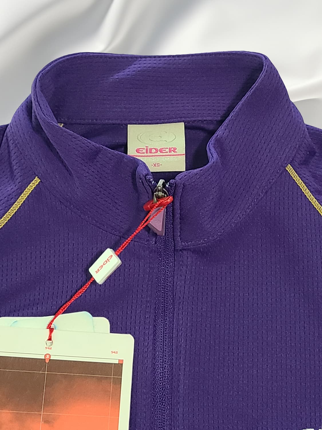 새상품 아이더 EIDER 퍼플 하프 집업 티셔츠 (XS/85) 상품이미지2