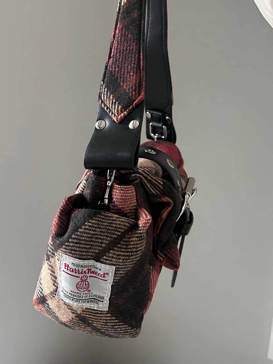 비비안웨스트우드 헤이즐 트레저 라이트 체크 숄더백 상품이미지4