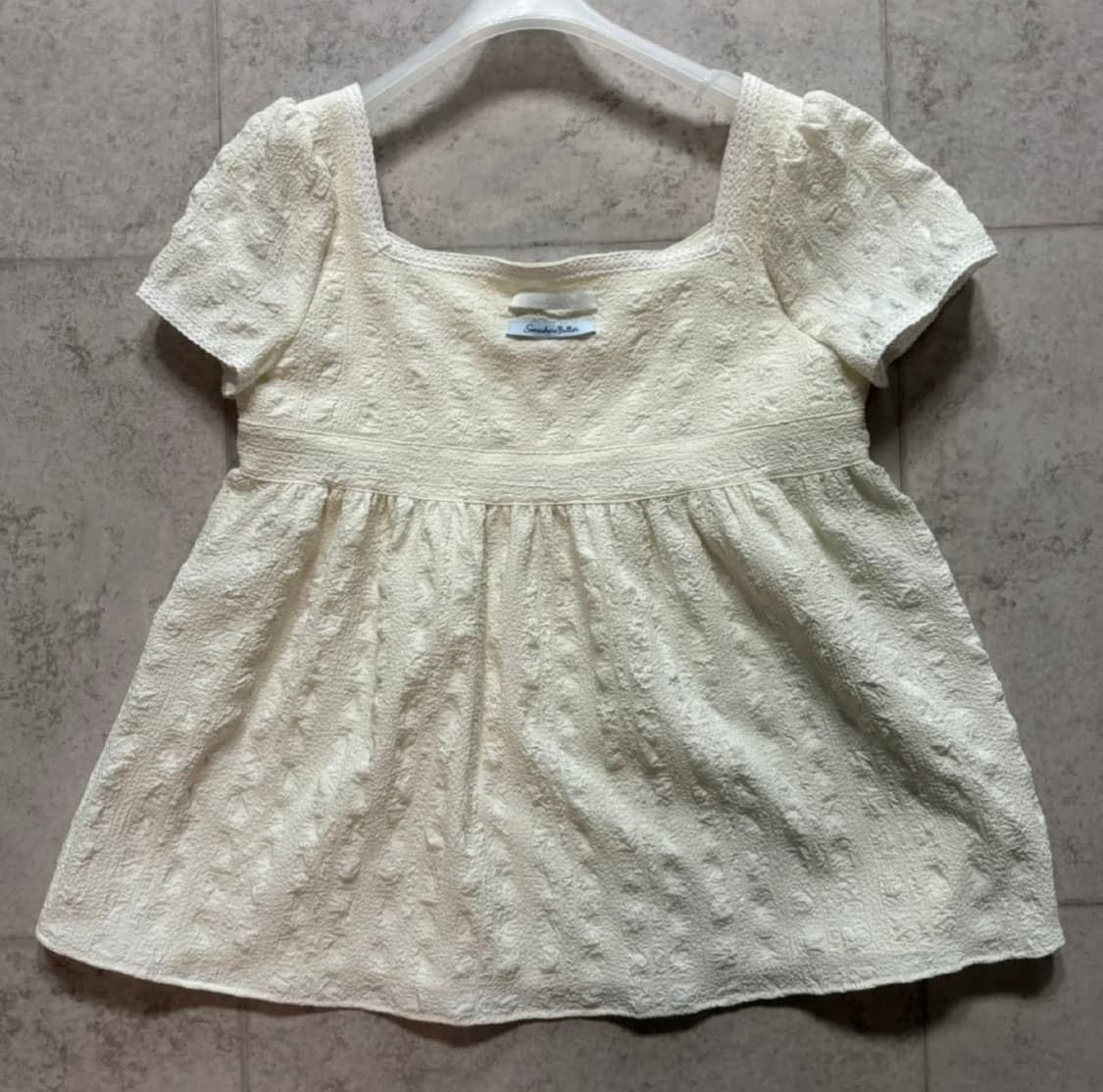 썸웨어버터 Sorbet Lace Blouse - Cream 상품이미지5