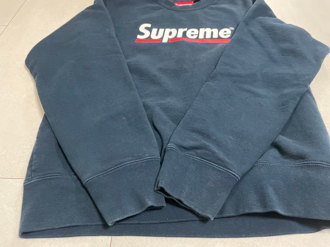 슈프림 언더라인 크루넥 상품이미지3