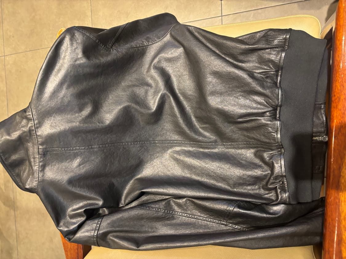 홀리선 23ss 레더자켓 상품이미지2