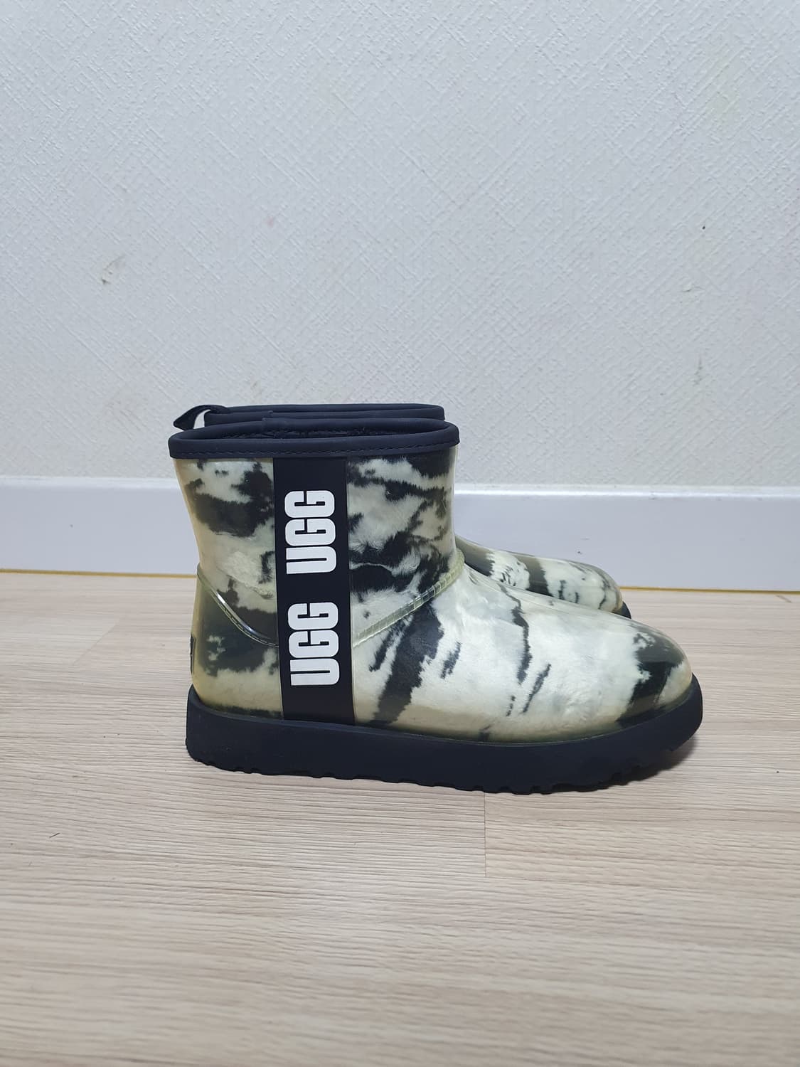 UGG 어그 클래식 부츠 240 상품이미지1