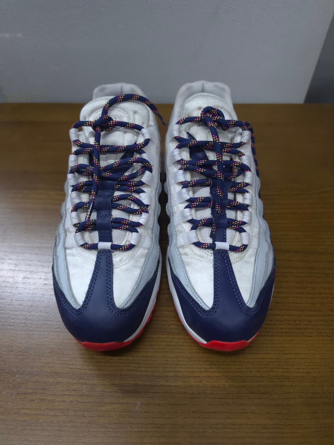 나이키 에어맥스 95 흰남 245mm 상품이미지4