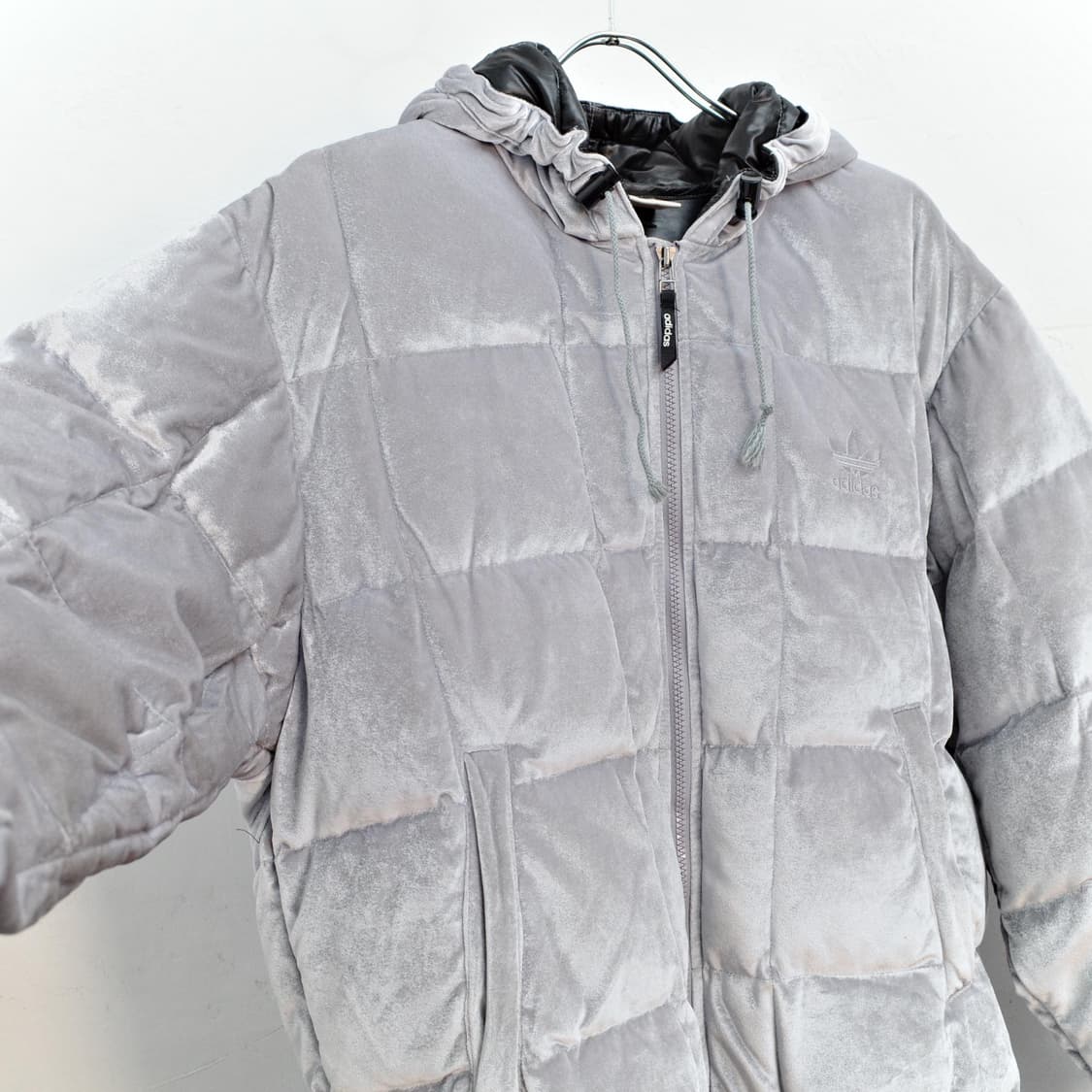 90's adidas velvet down puffer jacket 상품이미지2