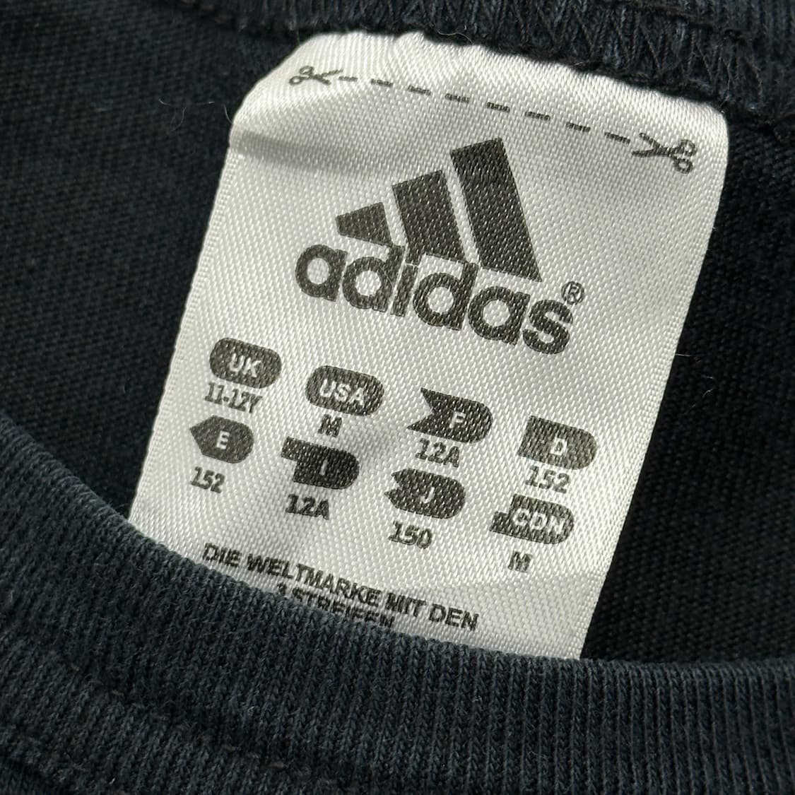 아디다스 Y2K 프린팅 7부 러닝 블랙 베이직 핏 티셔츠 상품이미지4