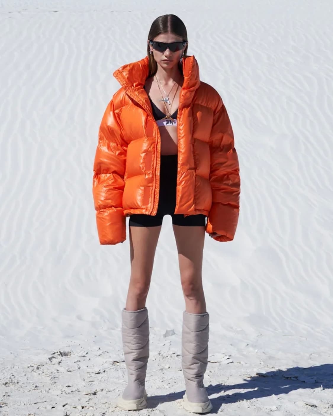 [새상품] LEEY 엠보로고 오버사이즈 푸퍼 재킷 오렌지 (현 YEEL) 상품이미지4