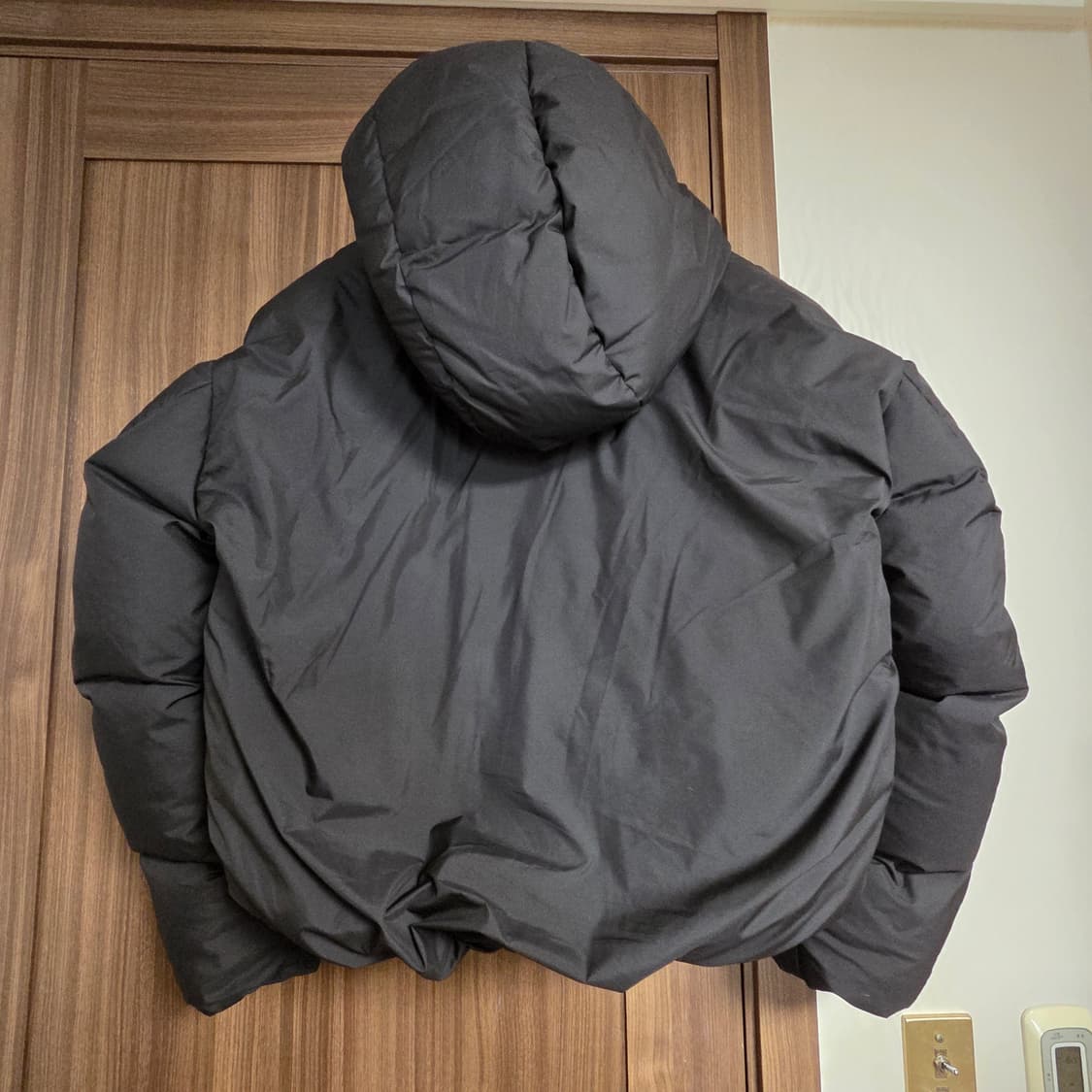 아모멘토 후디드 다운 푸퍼 패딩s 상품이미지3