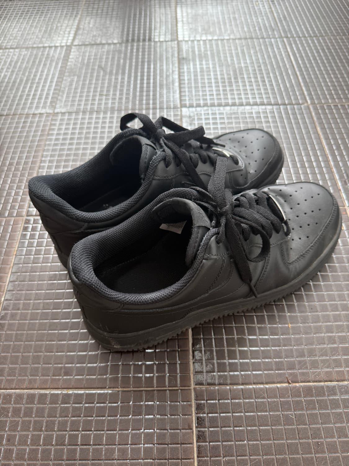 에어포스1 블랙 275 상품이미지3