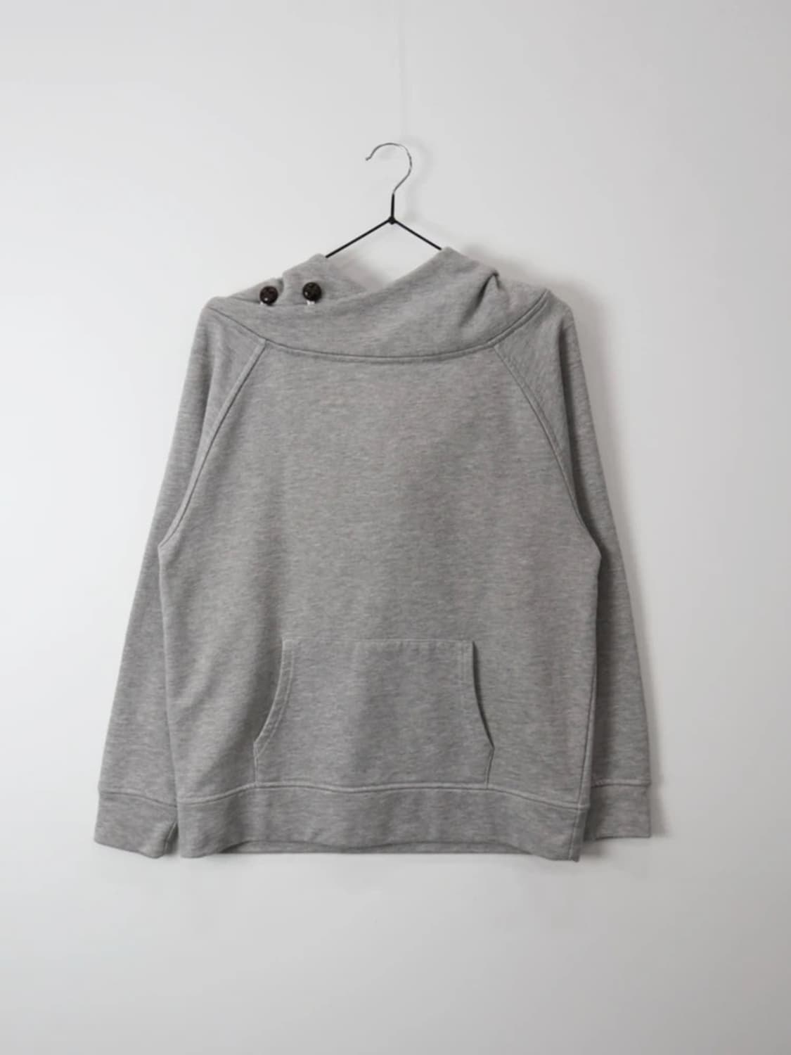 Ballow Button Neck Sweatshirt 상품이미지3