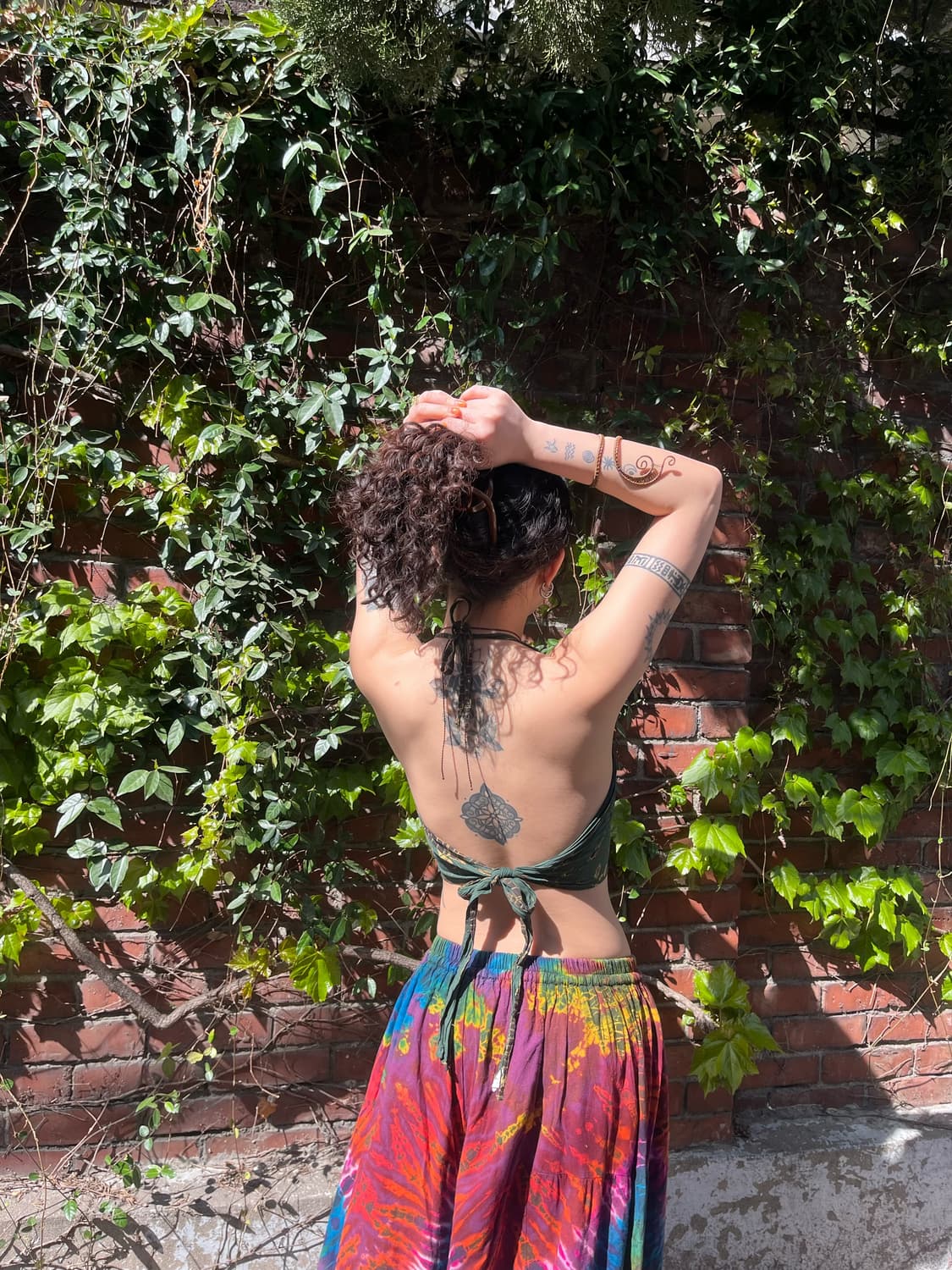 카키 그린 타이다이 홀터넥 상품이미지8