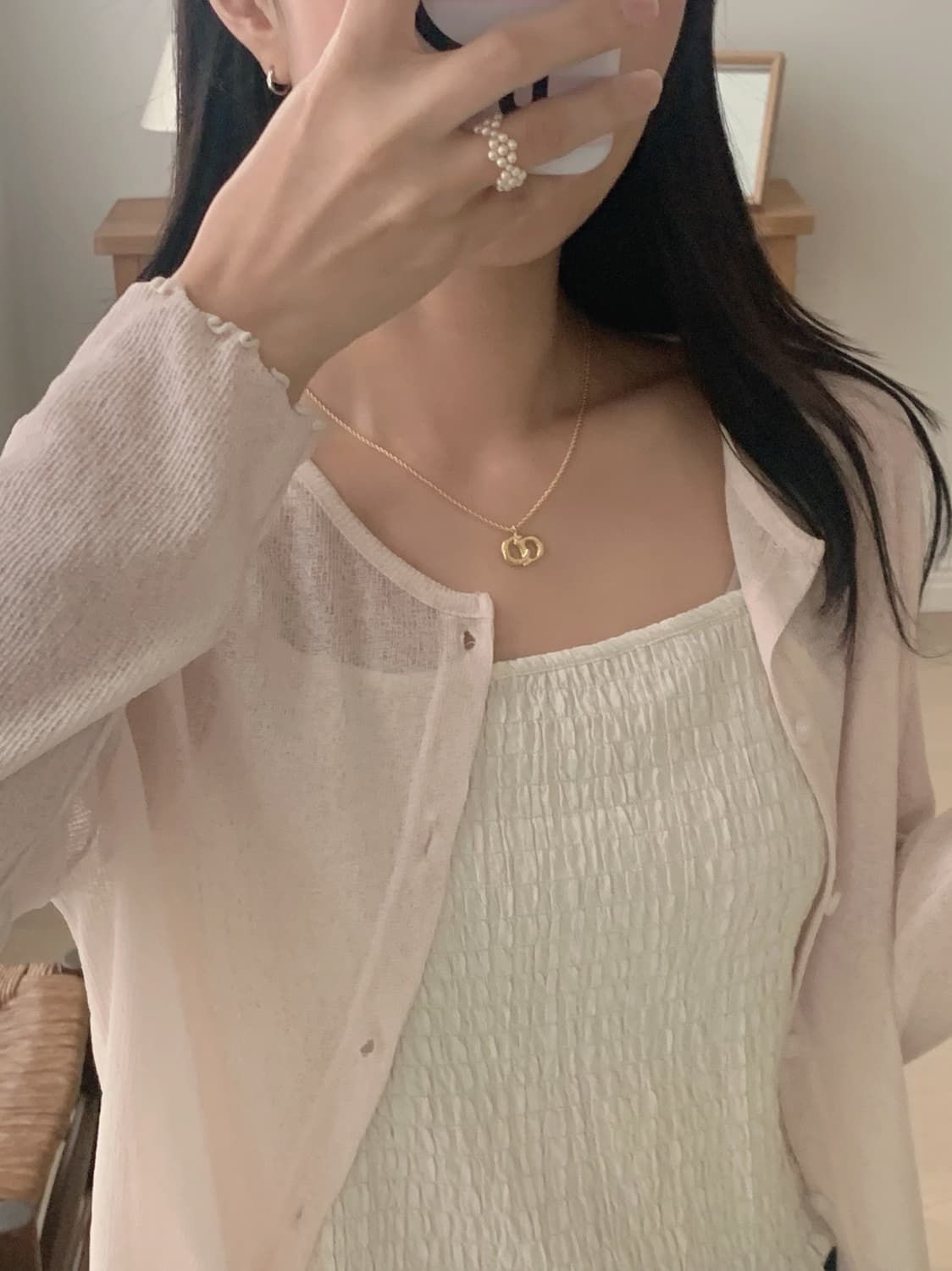 [ 디올 ] 디올 골드 로고 예리 목걸이 상품이미지10