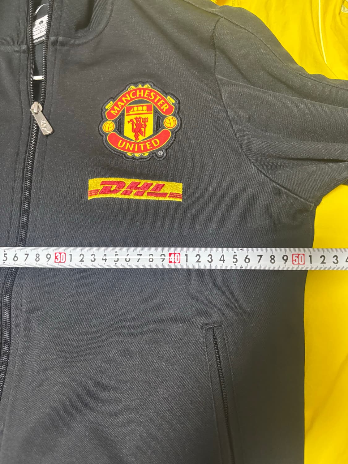 12-13 맨체스터 유나이티드 어센틱 N98 자켓 L 상품이미지5