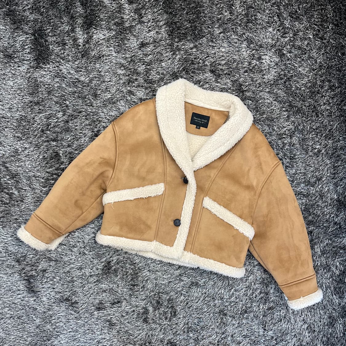 써스데이아일랜드 여성 무스탕 85-160(S) 상품이미지1